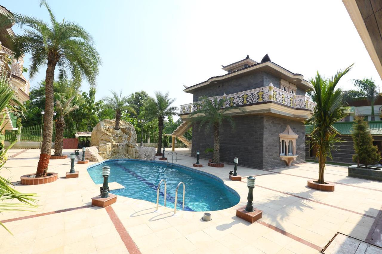 Mann The Palm Retreat Hotel Lucknow Exterior photo