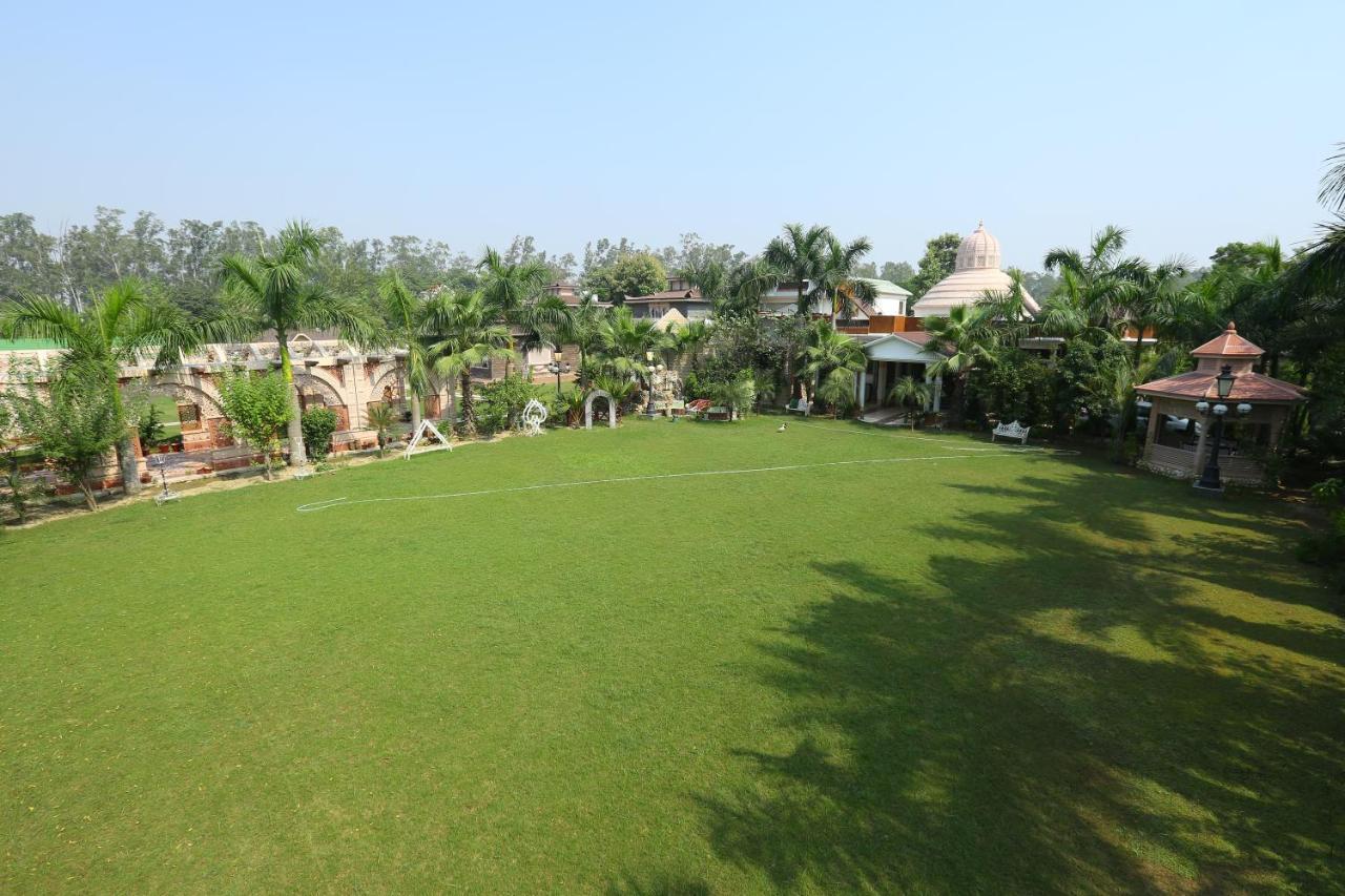 Mann The Palm Retreat Hotel Lucknow Exterior photo