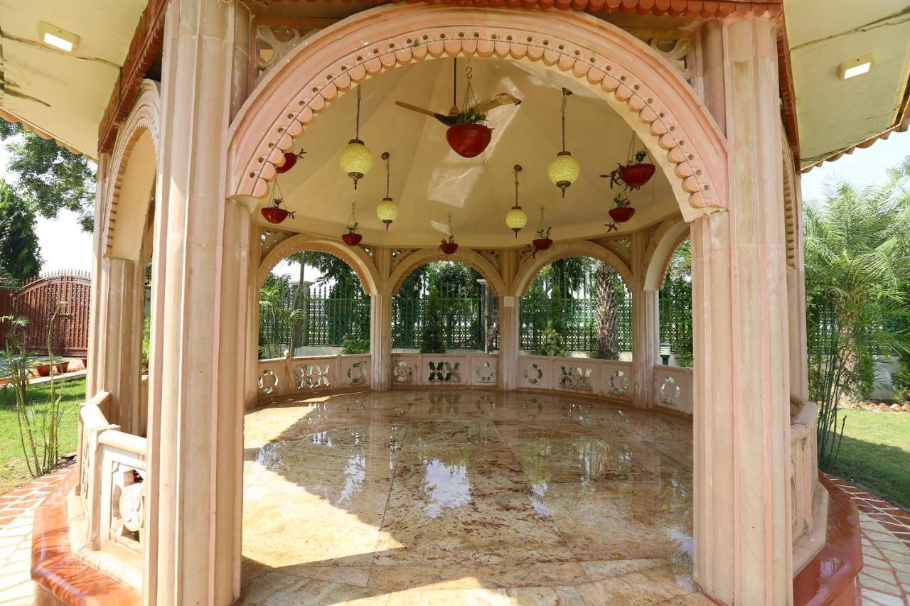 Mann The Palm Retreat Hotel Lucknow Exterior photo