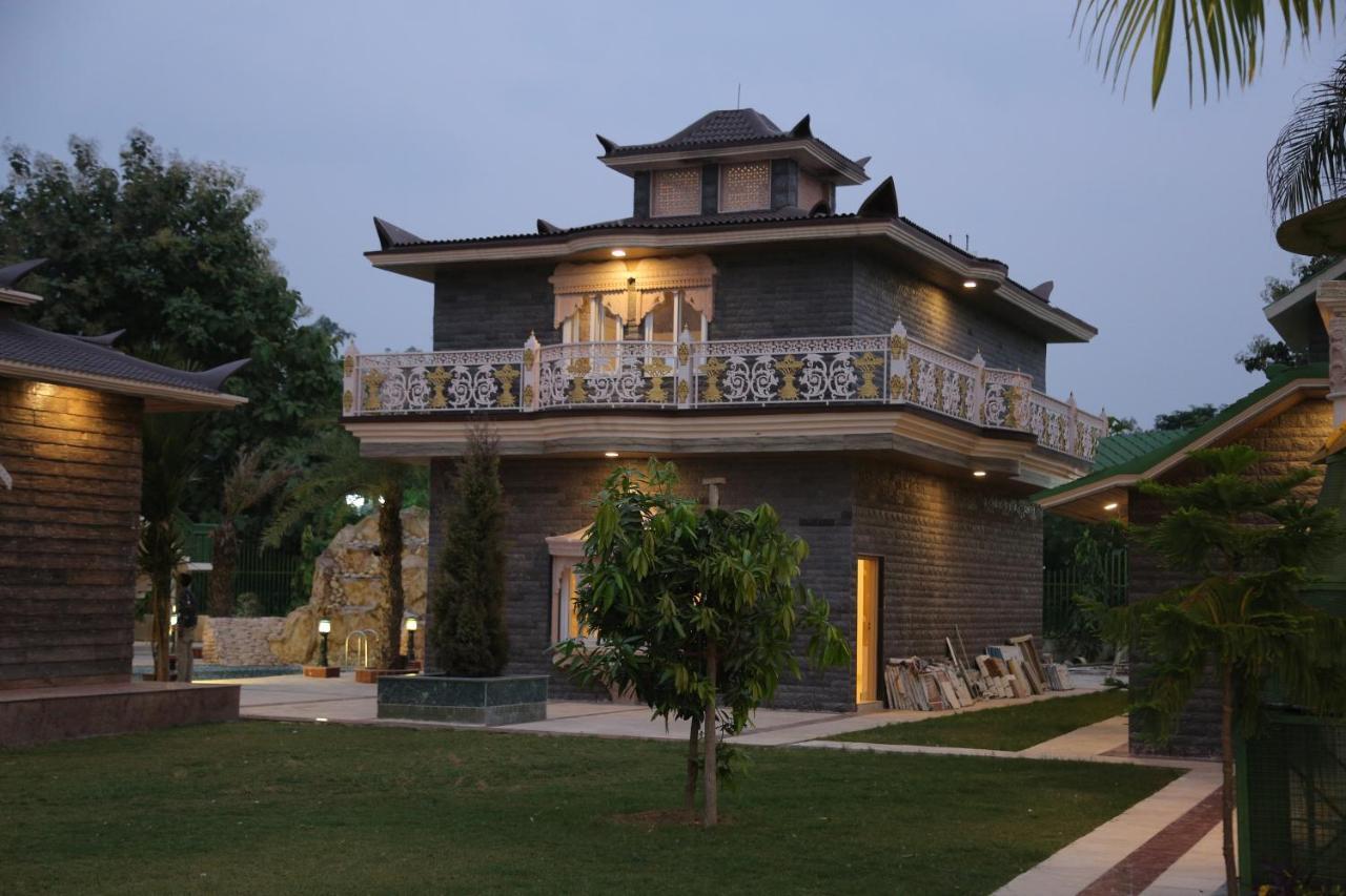 Mann The Palm Retreat Hotel Lucknow Exterior photo