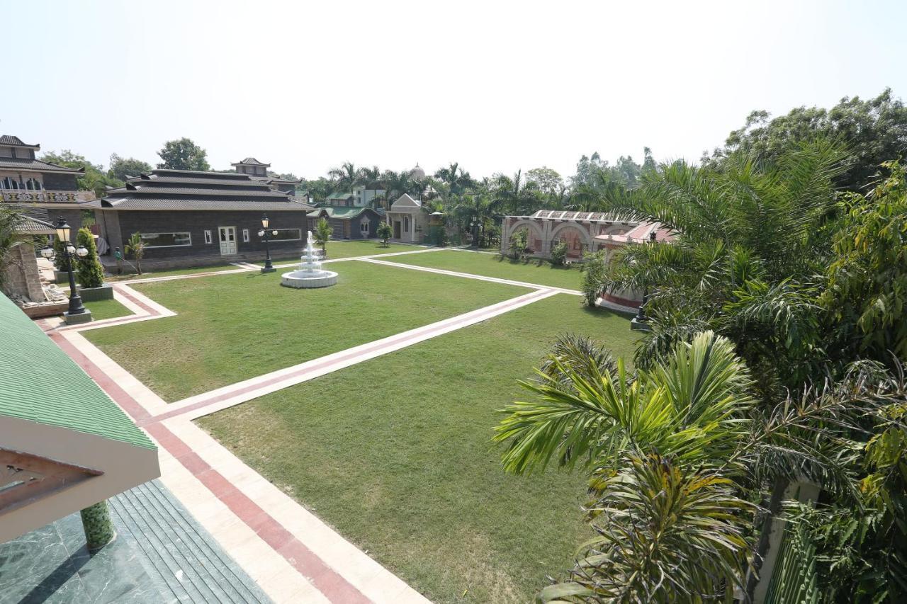 Mann The Palm Retreat Hotel Lucknow Exterior photo
