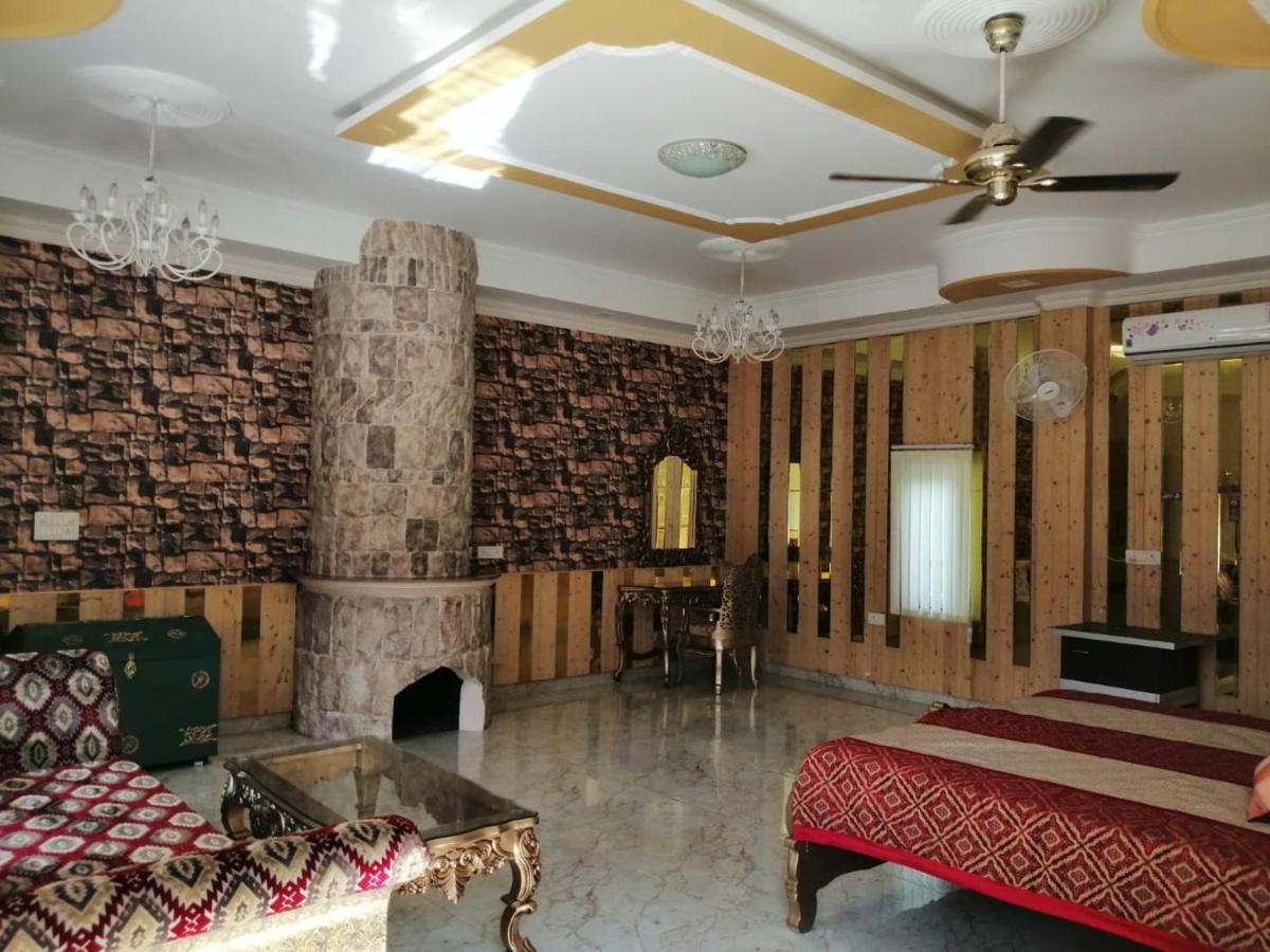 Mann The Palm Retreat Hotel Lucknow Exterior photo