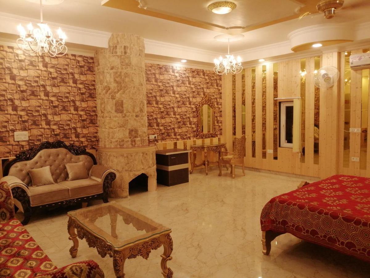 Mann The Palm Retreat Hotel Lucknow Exterior photo
