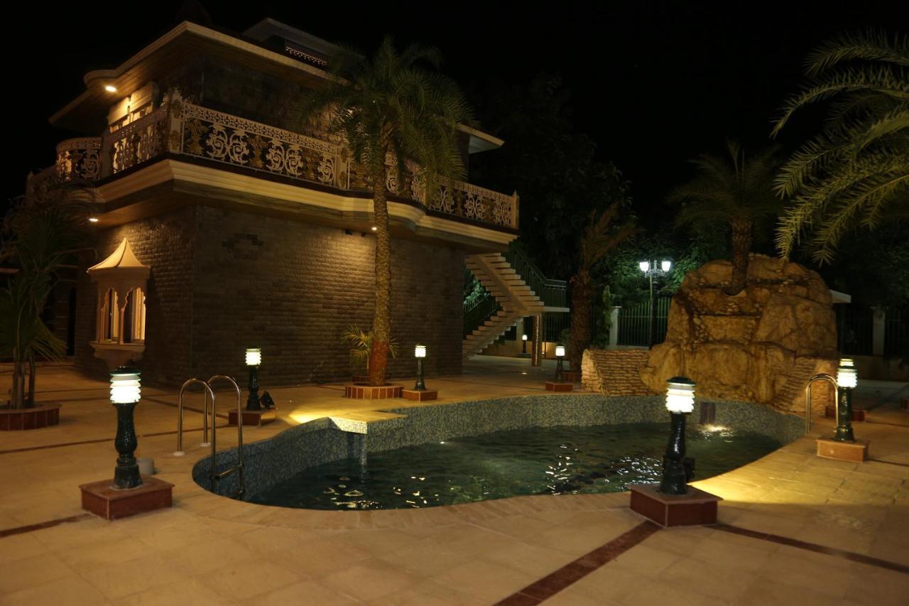 Mann The Palm Retreat Hotel Lucknow Exterior photo