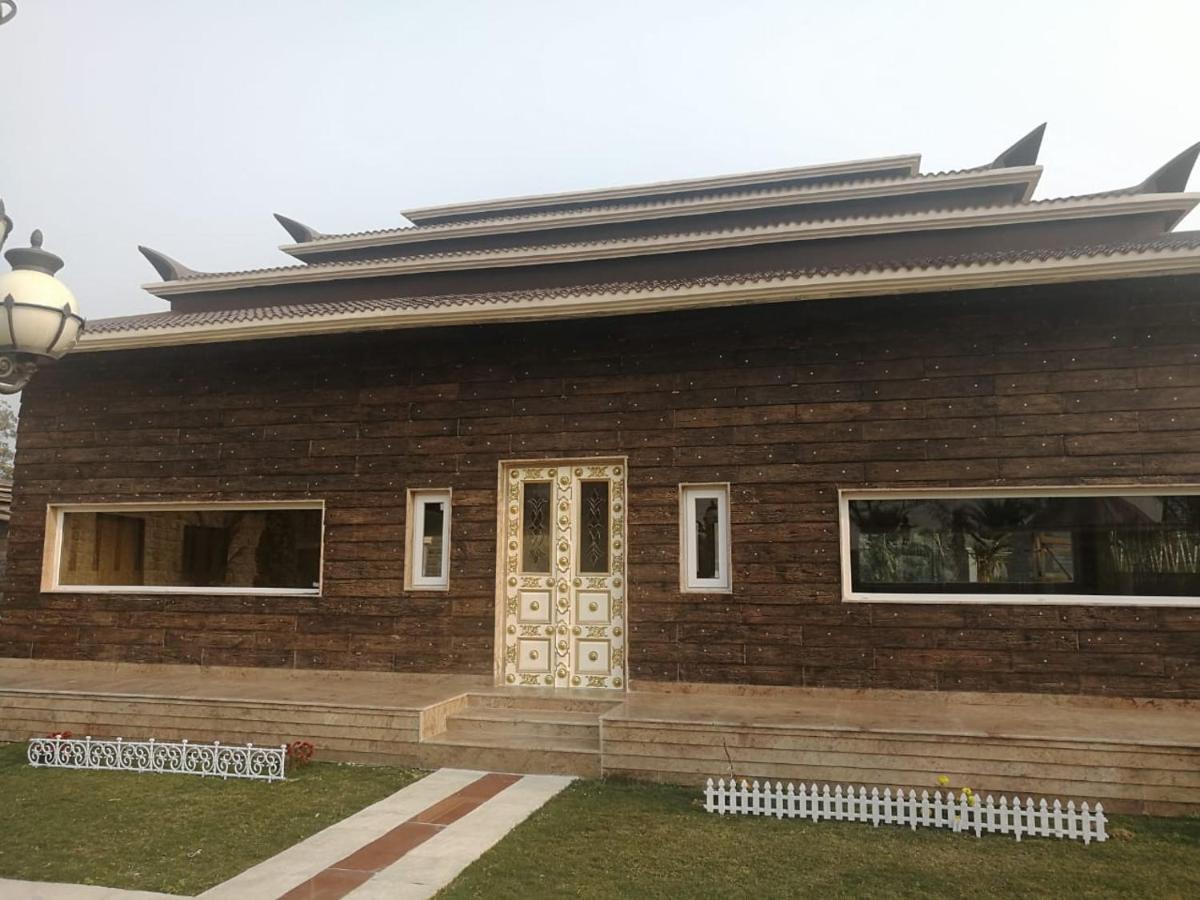 Mann The Palm Retreat Hotel Lucknow Exterior photo