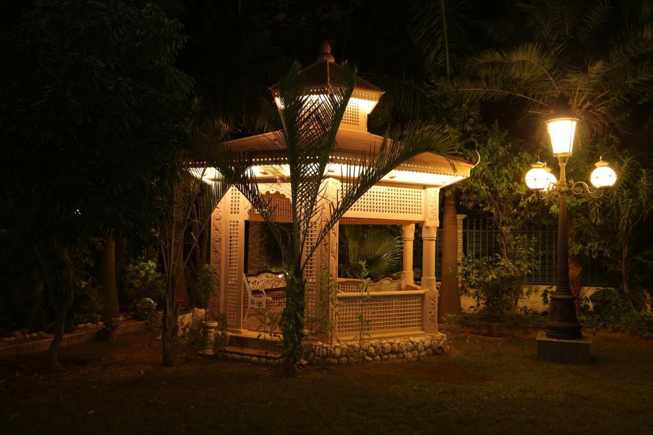 Mann The Palm Retreat Hotel Lucknow Exterior photo
